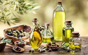 равғани зайтун ва содаи нонпазӣ барои васеъ кардани penis